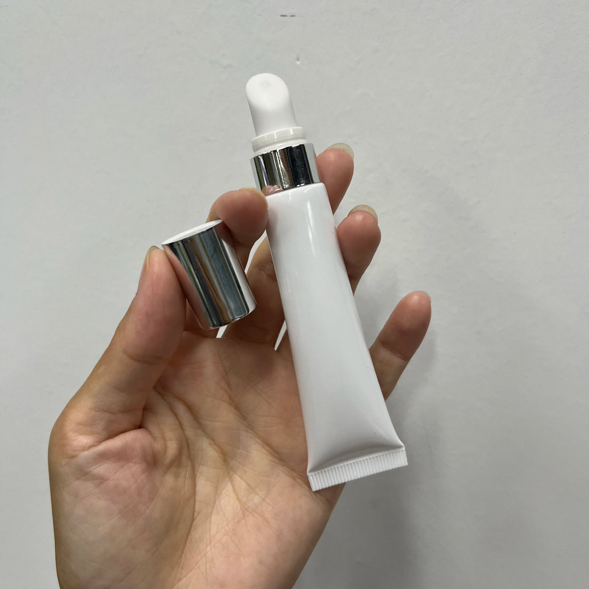 Luxury 15ml Empty Plastic White Push Lip Gloss Squeeze Tubes Balm Lipgloss Containers Mini Soft Tube for Cosmetic Package