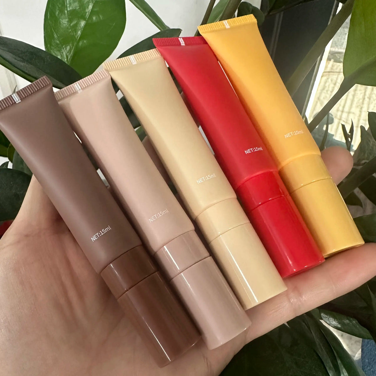 Wholesale Private  Logo Moisturizing No logo Lip Balm with Squeeze Tube Private Label Flavor Lips Care Lip Butter Lip Balm