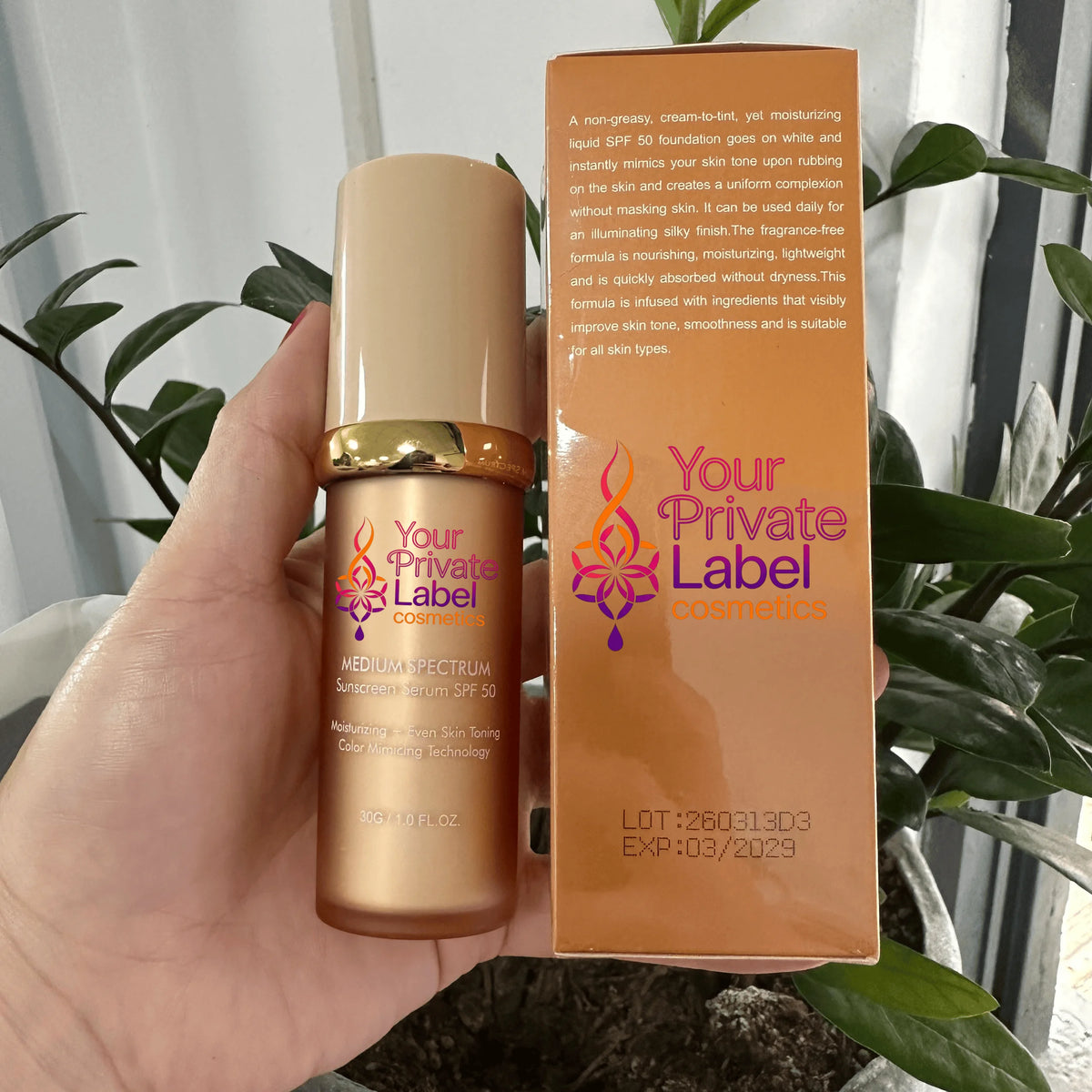 Wholesale Skin Tone SPF 50 Moisturizing Sunscreen Serum Full Coverage Color Changing Sunscreen Foundation